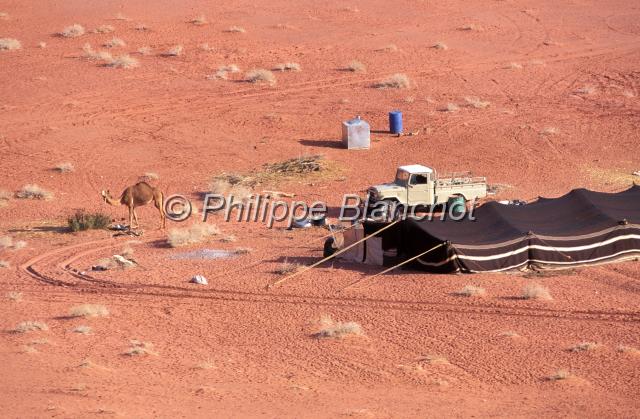 jordanie 06.JPG - Tente bédouineDésert du Wadi Rum, Jordanie